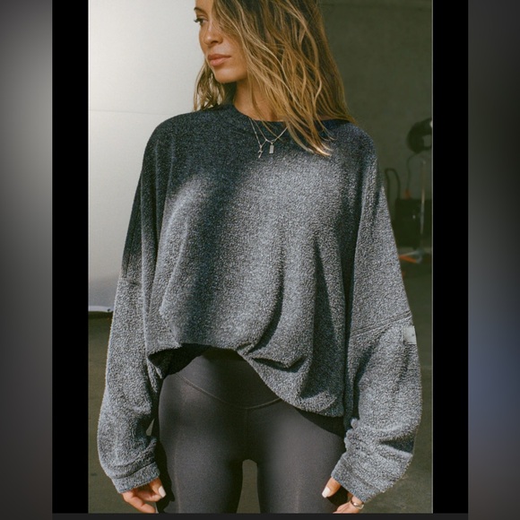 Joah Brown Tops - Joah brown drop shoulder sherpa pullover